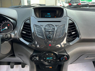 Ford EcoSport foto 14