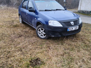 Dacia Logan foto 3