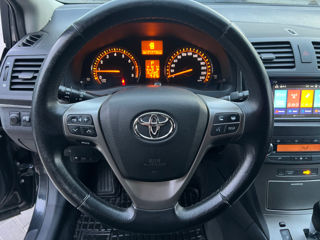 Toyota Avensis foto 11