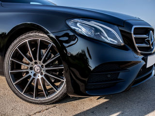 Mercedes E Class foto 2