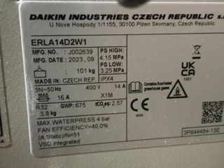 Vind pompa de caldura Daikin ERLA14D2W1 foto 2