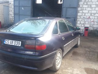 Renault Laguna foto 5