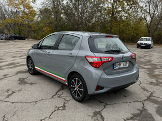 Toyota Yaris foto 6