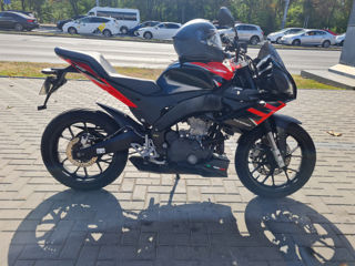 Aprilia Tuono 125cc foto 2