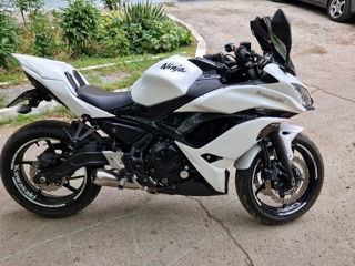 Kawasaki Ninja 650 foto 6