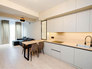 Apartament cu 2 camere, 53 m², Centru, Chișinău foto 1