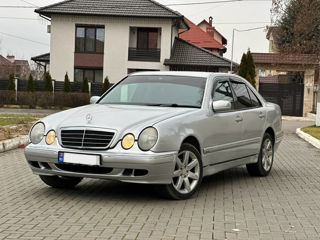 Mercedes E-Class