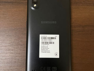 Samsung Galaxy A01 Black (SM-A015F/DS) în stare ideală, încărcător, cutie, etc. foto 3