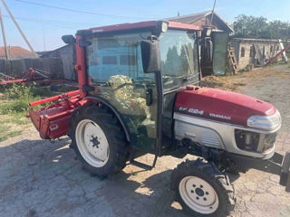 Tractor Yanmar foto 2