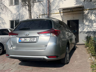 Toyota Auris foto 3