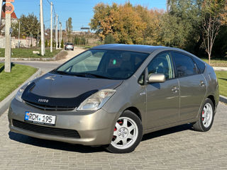 Toyota Prius foto 1