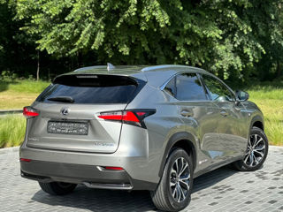 Lexus NX Series foto 2