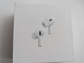 AirPods Pro (2nd generation, USB-C) sigilat foto 1