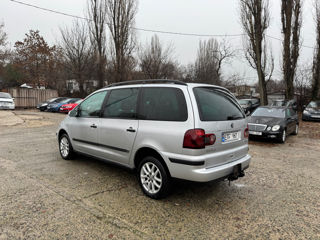 Volkswagen Sharan foto 5