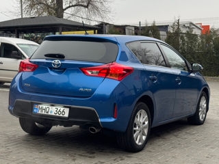 Toyota Auris foto 3