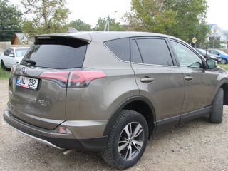 Toyota Rav 4 foto 4