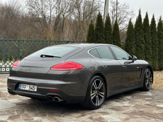 Porsche Panamera foto 4