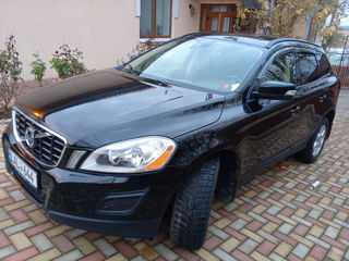 Volvo XC60 foto 2