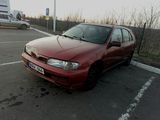 Nissan Almera foto 2