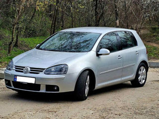 Volkswagen Golf foto 1