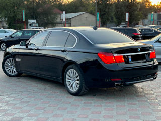 BMW 7 Series foto 4