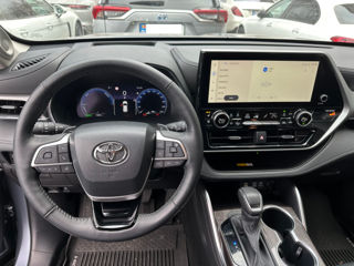 Toyota Highlander foto 10