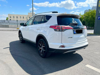 Toyota Rav 4 foto 4