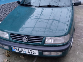 Volkswagen Passat foto 3