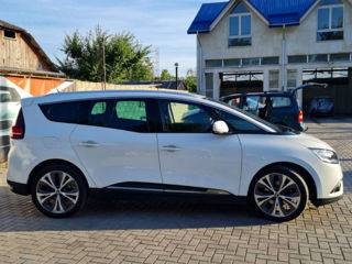 Renault Grand Scenic foto 2