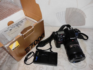 Продам фотоаппарат Nikon D7000 с объективами foto 5