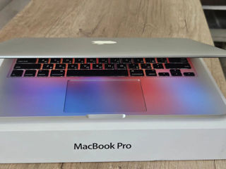 MacBook Pro 13 (Core i7, 16gb) 170 cicluri foto 4