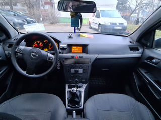 Opel Astra foto 4