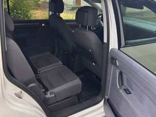 Volkswagen Touran foto 6