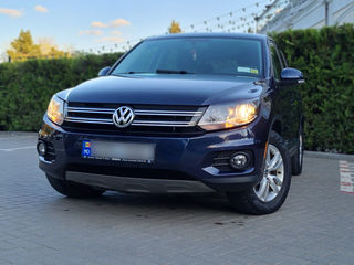 Volkswagen Tiguan foto 2