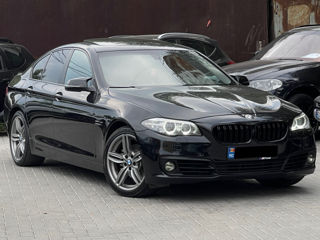 BMW 5 Series foto 4