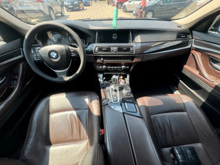 BMW 5 Series foto 8