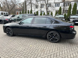 BMW 7 Series foto 3