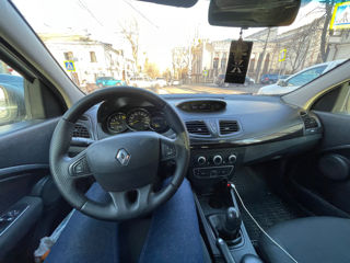 Renault Fluence foto 5