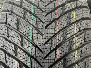 Anvelope iarna 275/40 R18 + 245/45 R18 XL Arivo Ice Claw ARW7 foto 4