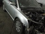 Avensis 2,2 foto 4