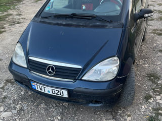 Mercedes A-Class foto 5