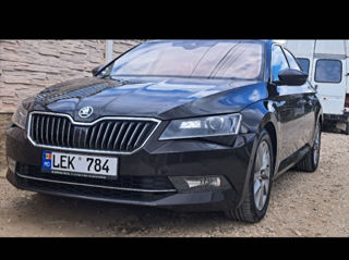 Skoda Superb foto 8