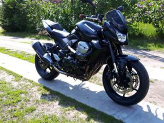 Kawasaki Z750 foto 1