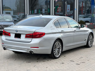 BMW 5 Series foto 4