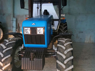 Se vinde tractor MTZ 1221 foto 4