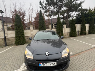 Renault Megane foto 2