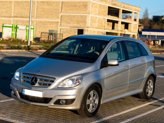 Mercedes B-Class foto 5