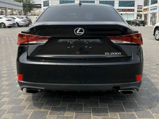 Lexus IS Series foto 6