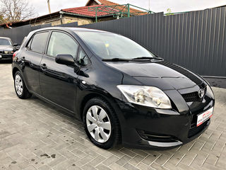 Toyota Auris foto 2