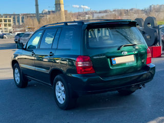 Toyota Highlander foto 8